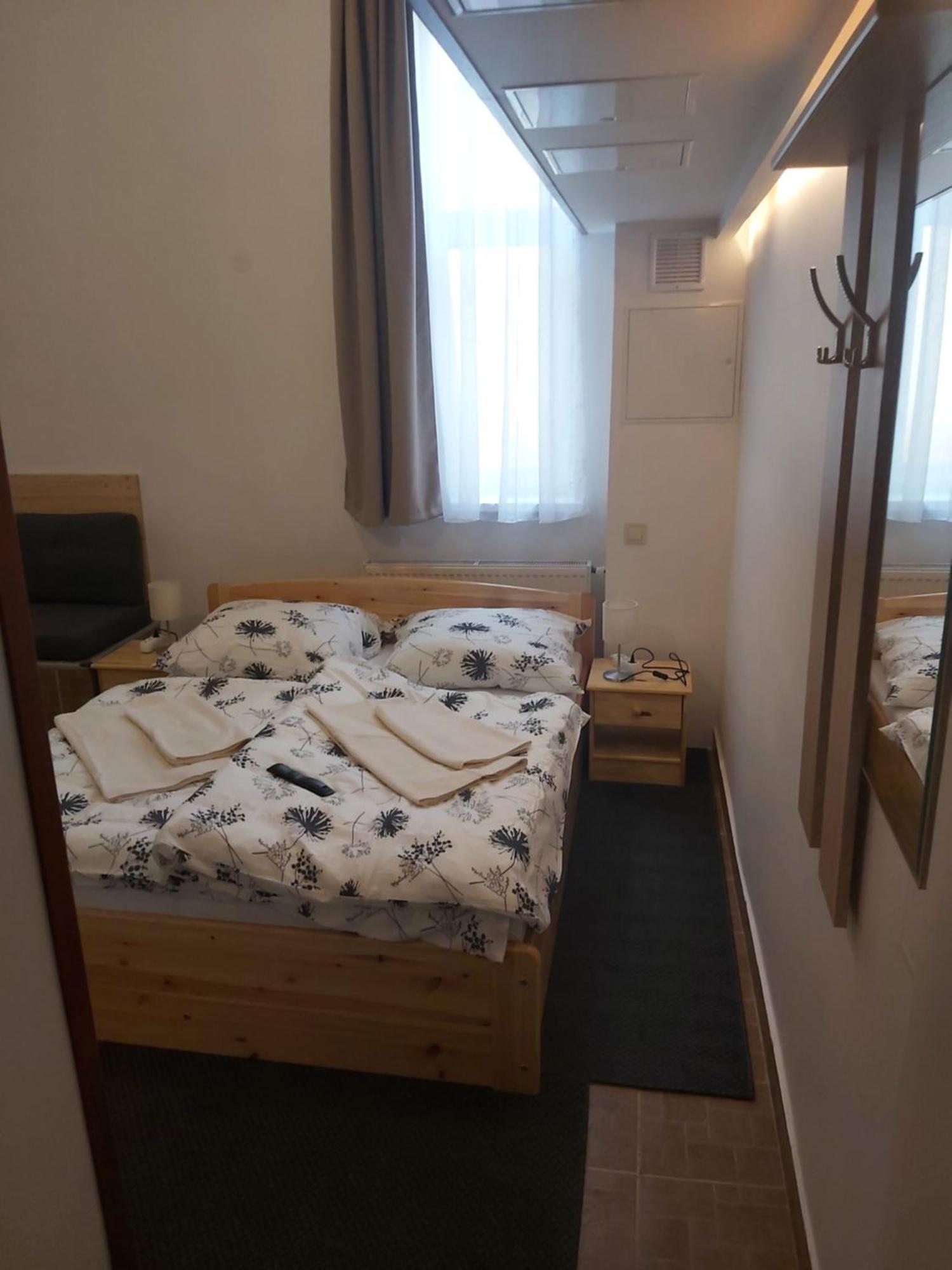 Guest House Orczy Park Budapest Bagian luar foto
