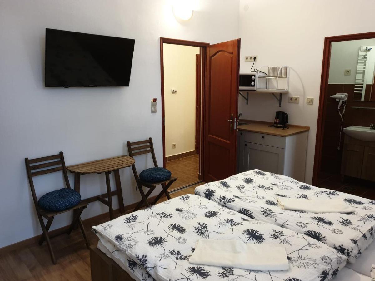 Guest House Orczy Park Budapest Bagian luar foto