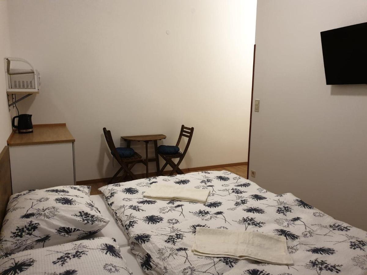 Guest House Orczy Park Budapest Bagian luar foto