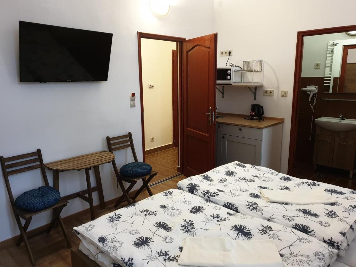 Guest House Orczy Park Budapest Bagian luar foto